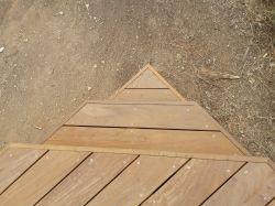 Création d'une terrasse en bois exotique d'Ipé avec escalier intégré dans le 13