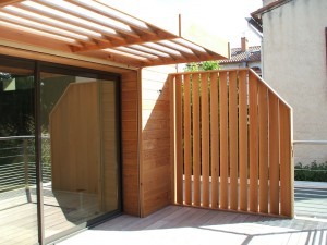 Brises vue en Red Cedar Marseille